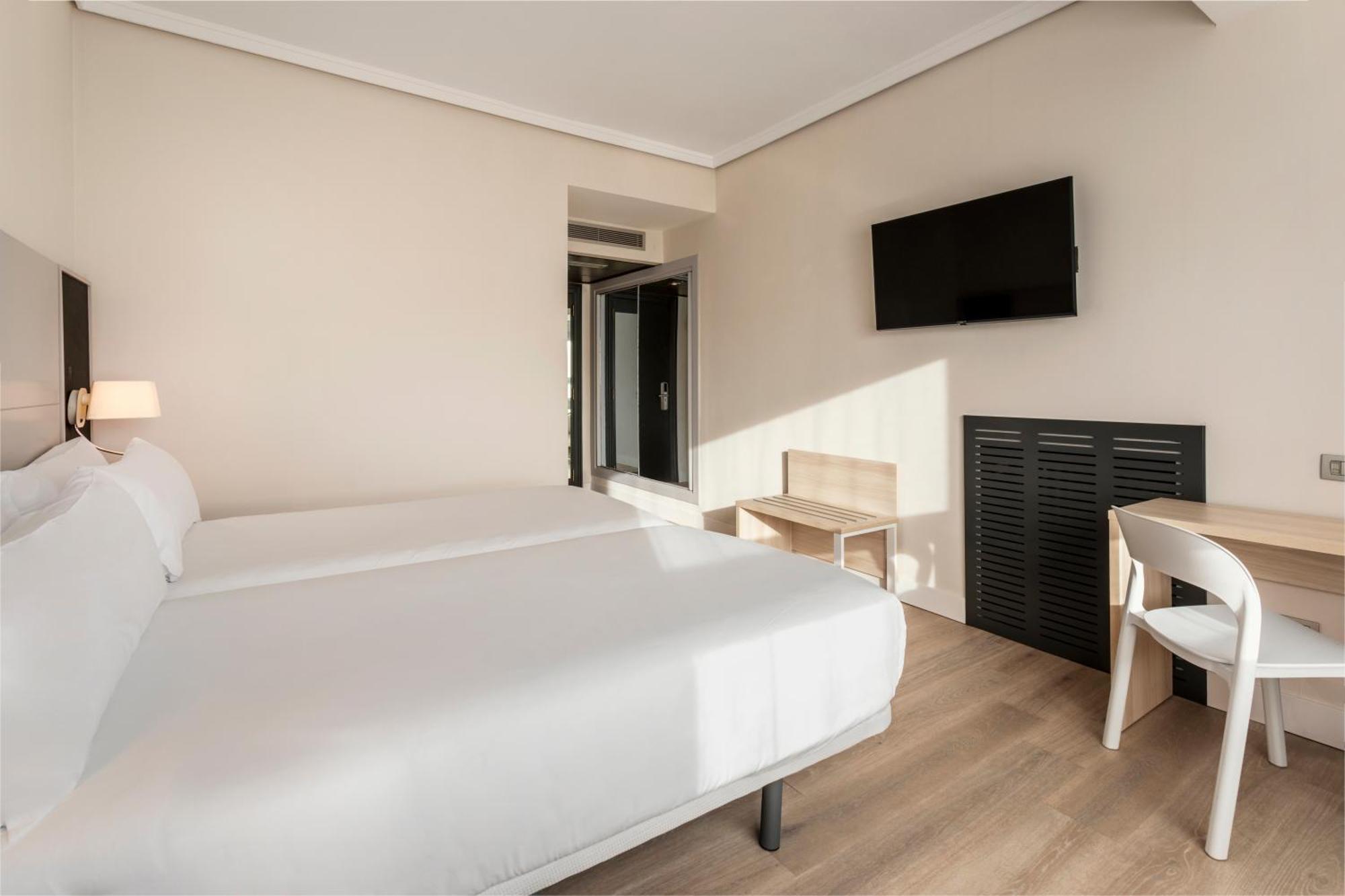 B&B Hotel Vitoria General Alava Екстер'єр фото